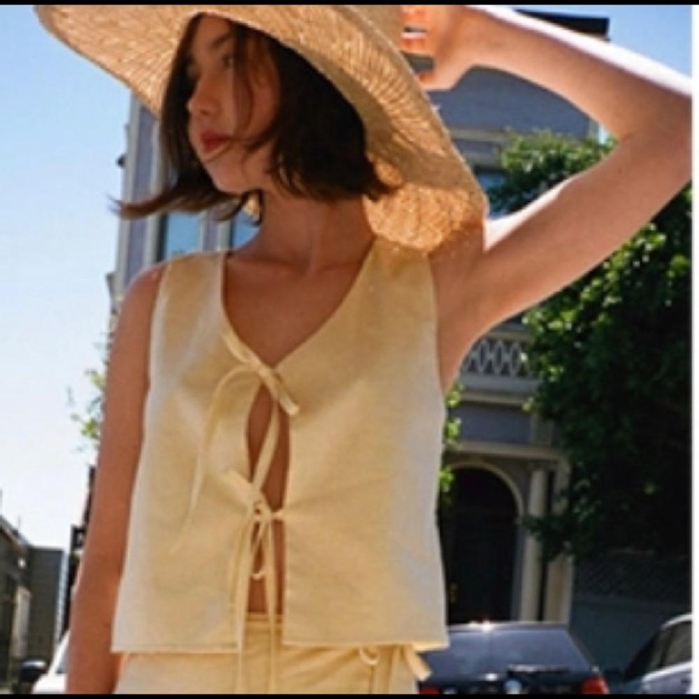Lisa Says Gah Capri Linen Top - Size L